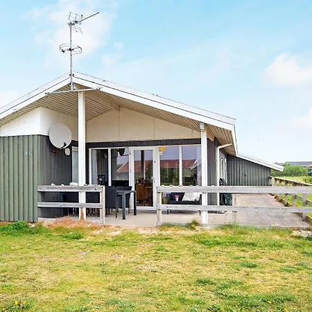8 Person Holiday In Harbo Re * Harboør
